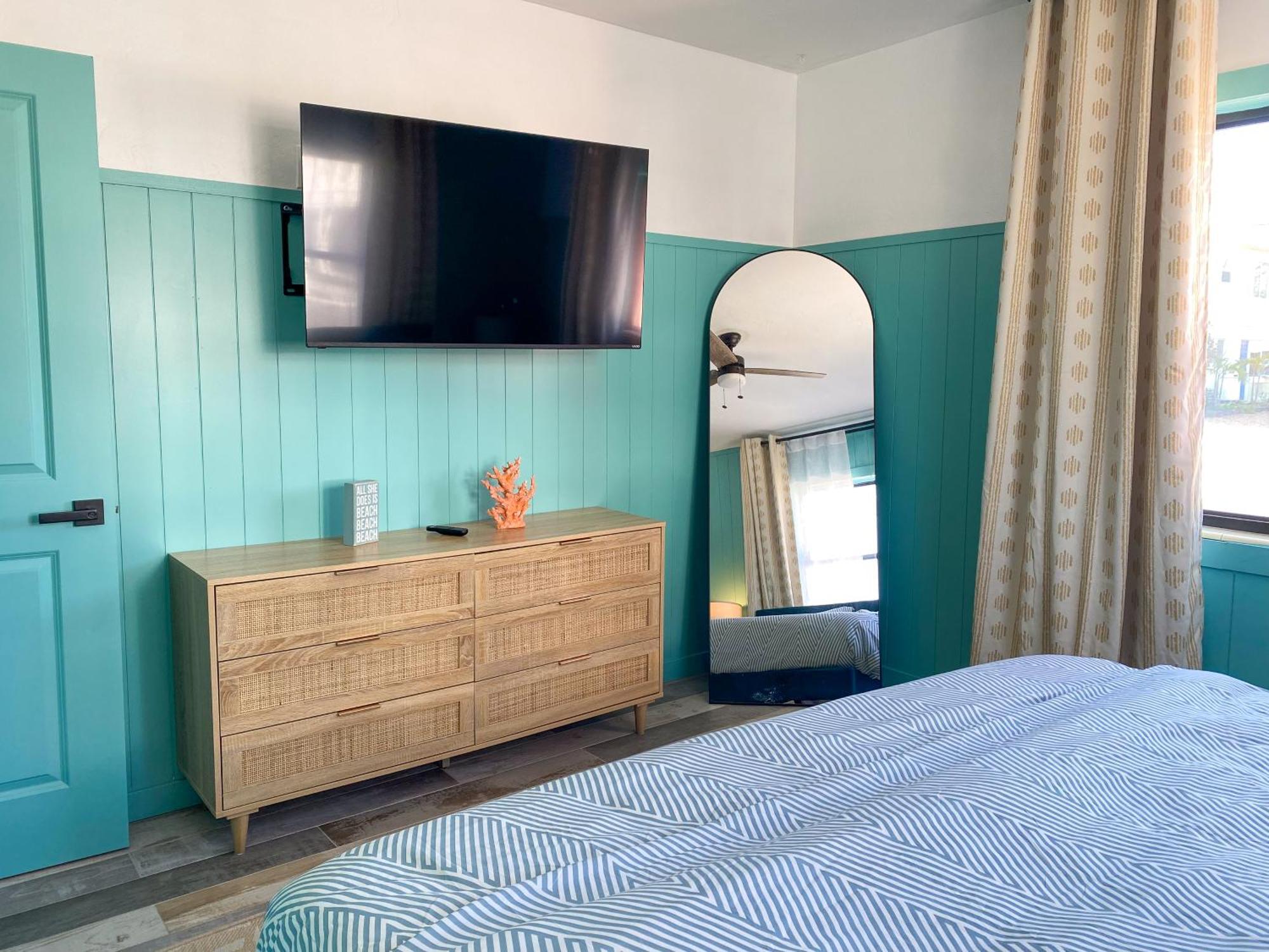 Oasis Palms Resort St. Pete Beach Eksteriør billede