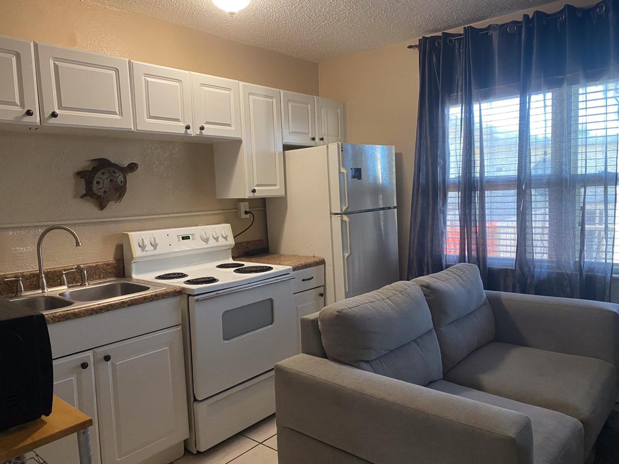 Oasis Palms Resort St. Pete Beach Eksteriør billede